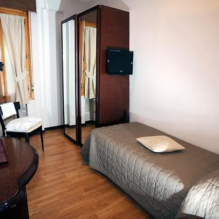Drake Hotel Maranello Room photo